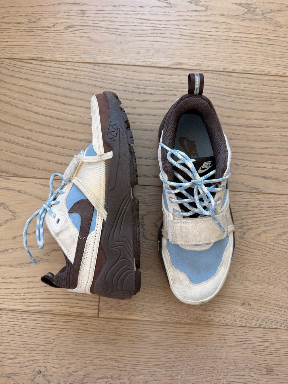 Travis Scott x Nike Zoom Field in Leche Blue, gently used